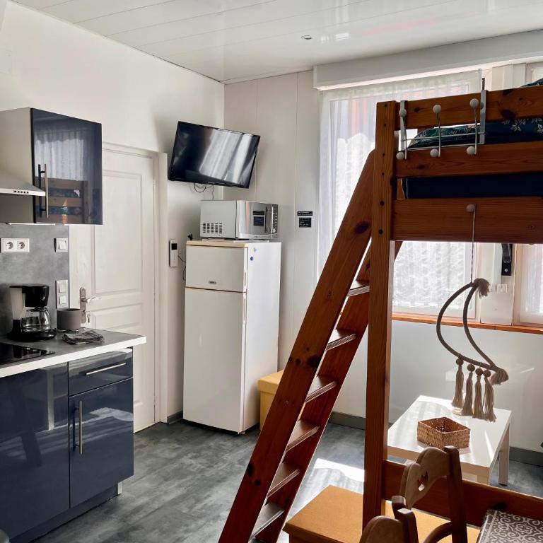 Studio 1 proche mer Dunkerque Malo les bains - One-Bedroom Apartment - 3