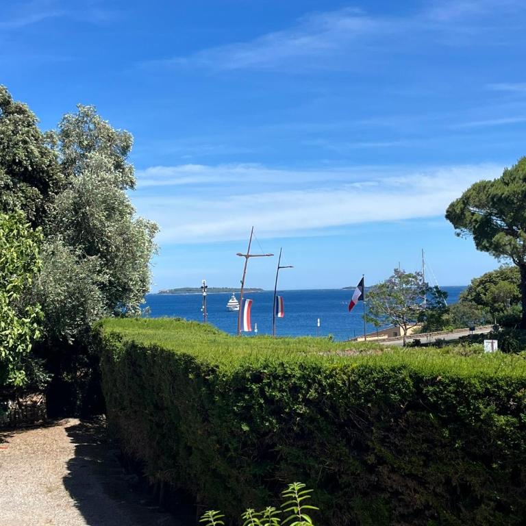 Magnifique villa proche mer, commerces, Cannes, Antibes 6p - Villa 3 Chambres - 11