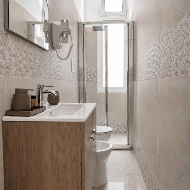 Ad Maiora Elegant Rooms - Doppel-/Zweibettzimmer mit privatem, externem Bad - 8