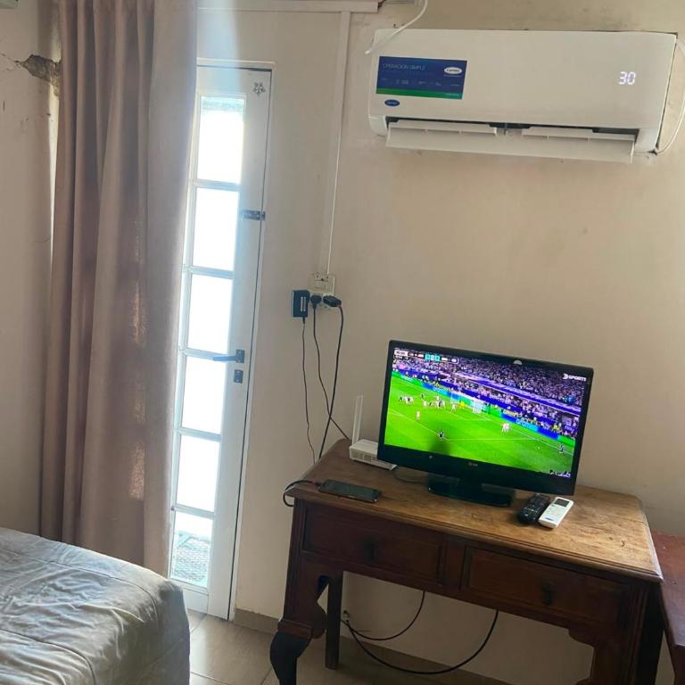 Depto Candioti excelente ubicación Aire Calefacción Wifi - Apartamento de 2 dormitorios - 8