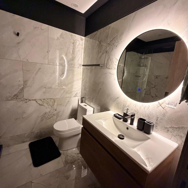 Modern studio apartment in a luxury building - One-Bedroom Apartment - 3