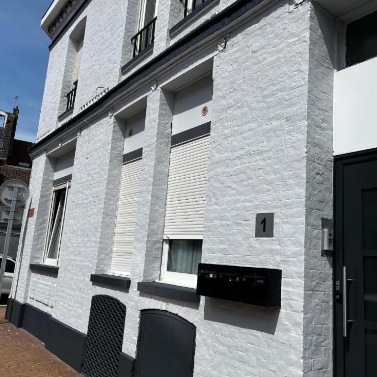 Studio 1 proche mer Dunkerque Malo les bains - One-Bedroom Apartment - 13