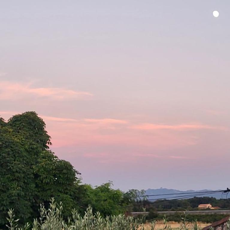 Appartement type loft au coeur de la campagne provençale - Apartamento de 2 dormitorios - 5