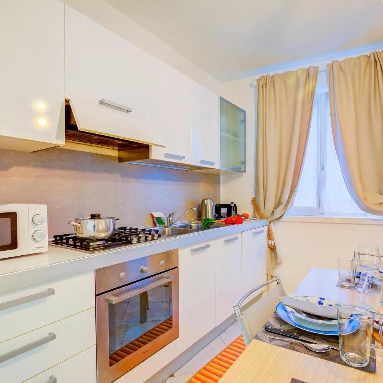Heart Of Riva - 100m From The Lake - Happy Rentals - Appartamento con 1 Camera da Letto - 4