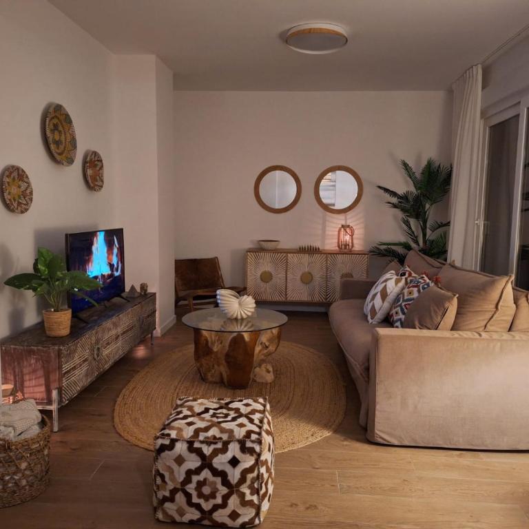 2BR Modern Seaviews w Pool and Gym - Appartamento - 24