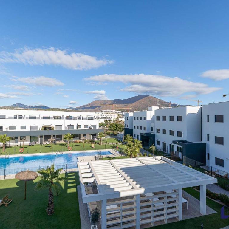 2BR Modern Seaviews w Pool and Gym - Appartamento - 38