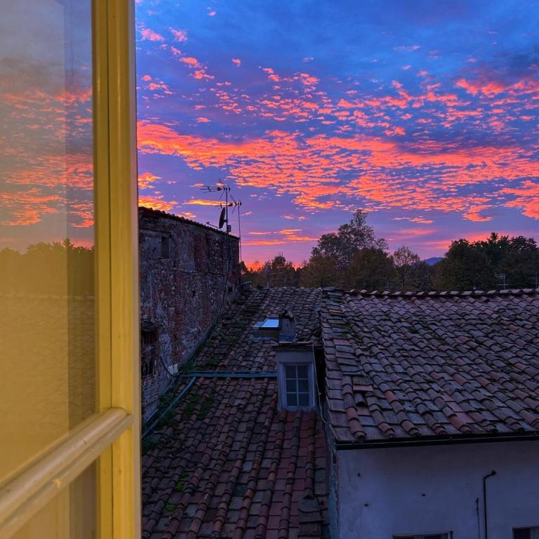 Bright Rooftop Apartment with Views over Historic Lucca - Appartamento - 8