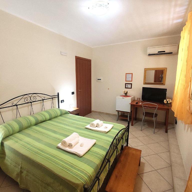 B&B Profumo di Zagara - Camera Matrimoniale/Doppia con Letti Singoli - 5