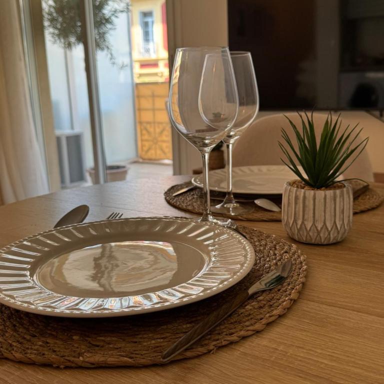 Suite Victoria Beach - Carré d'Or - Terrasse - Plage 50 m - Appartement 1 Chambre - 23