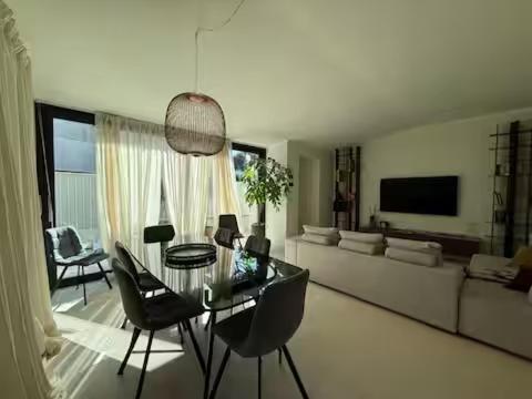 The Comfort Living Villa - Villa - 41