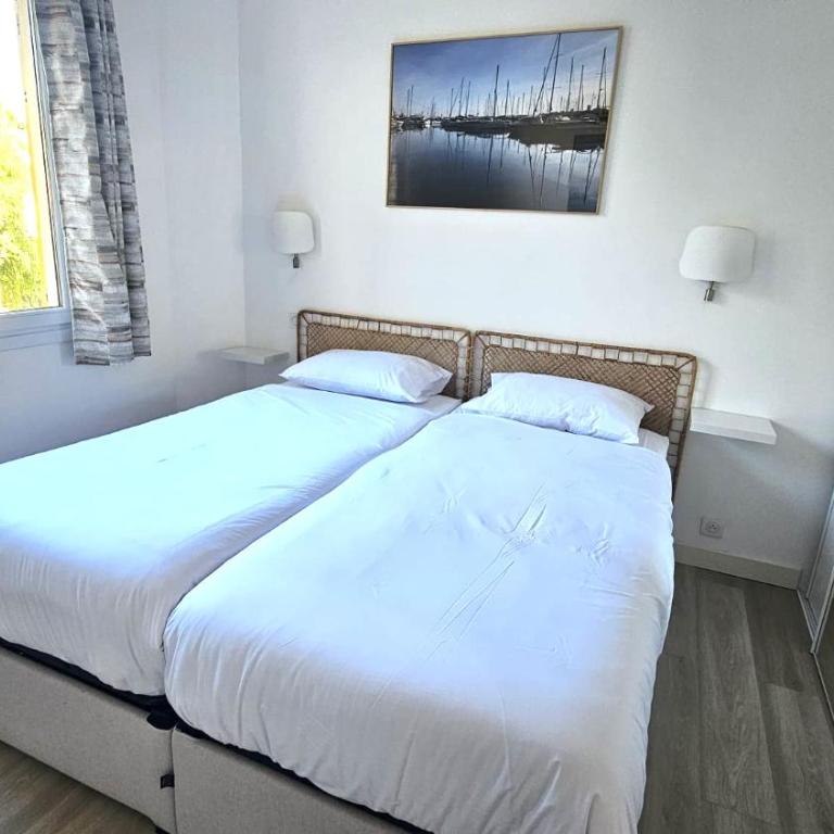 Le Ponteil - New 2-bedroom near beach & Old Town - Two-Bedroom Apartment - 10