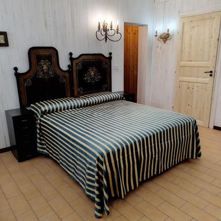 Viale del re 33 - Casa con 2 Camere da Letto - 1