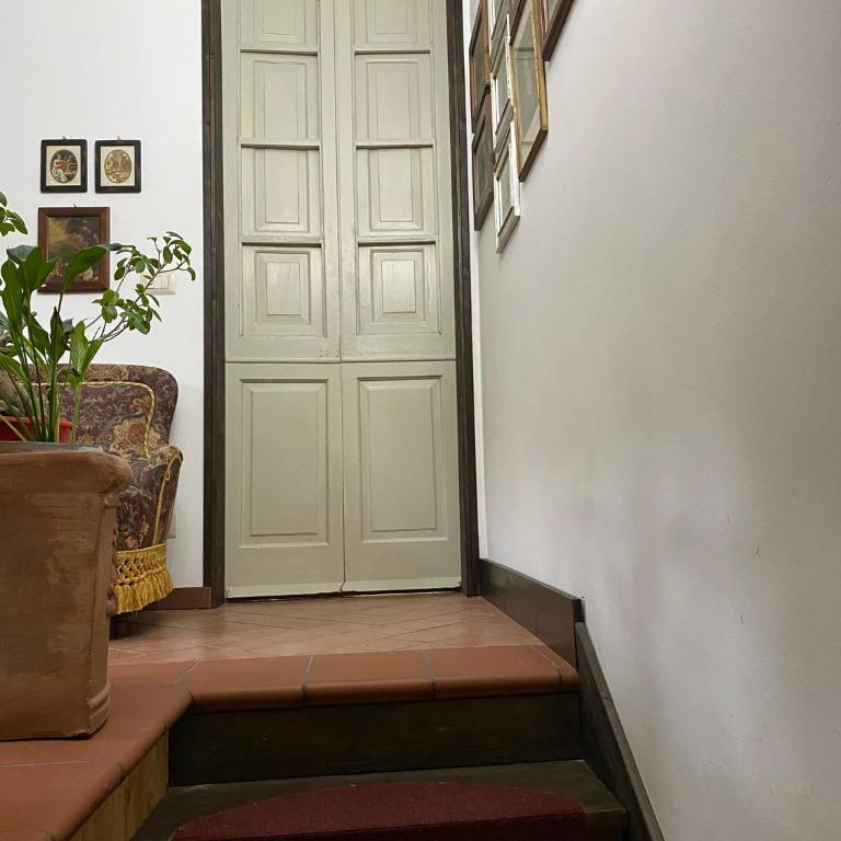 Viale del re 33 - Casa con 2 Camere da Letto - 20