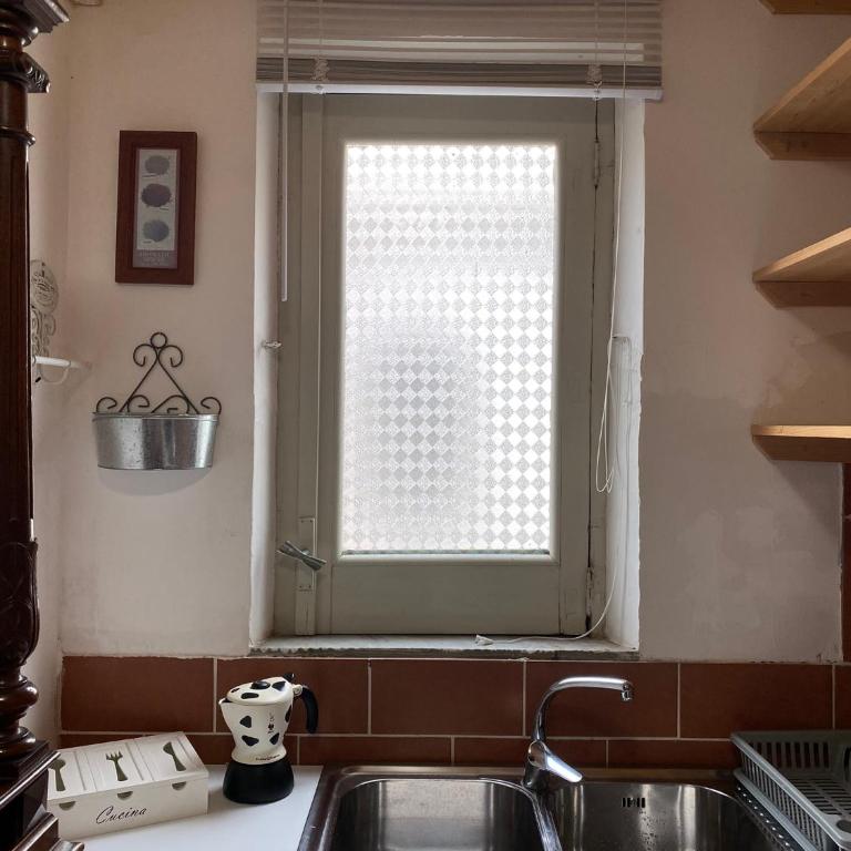Viale del re 33 - Casa con 2 Camere da Letto - 61