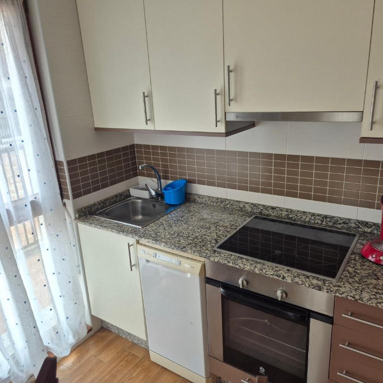 Apartamento Bajo Urbanización Llas - Apartamento de 2 dormitorios - 10