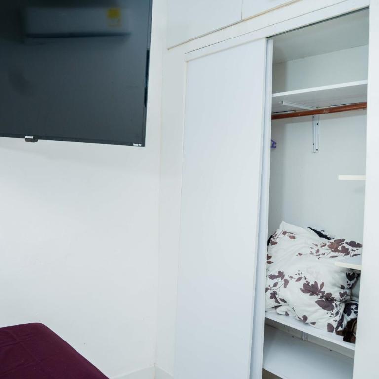 VIP 103 APARTAMENt - One-Bedroom Apartment - 13