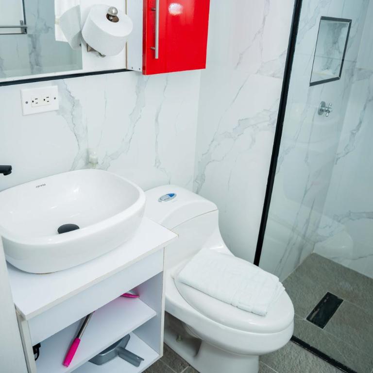 VIP 103 APARTAMENt - One-Bedroom Apartment - 14
