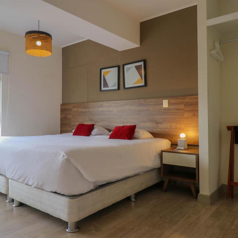 Wonderful 3BR at Miraflores - Three-Bedroom Apartment - 2