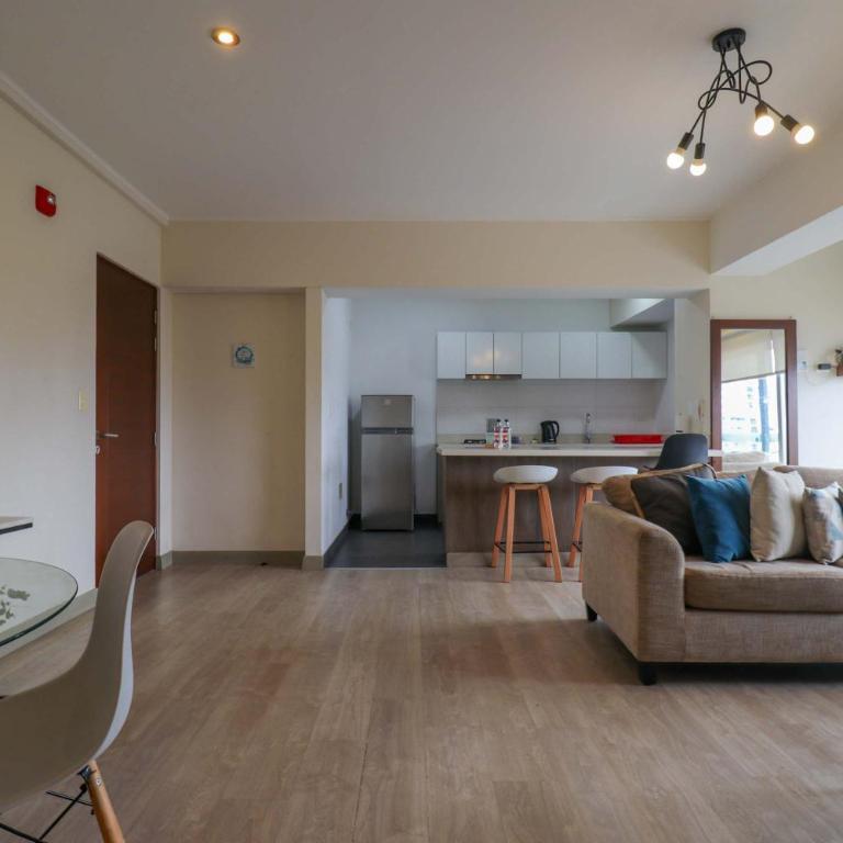 Wonderful 3BR at Miraflores - Three-Bedroom Apartment - 4