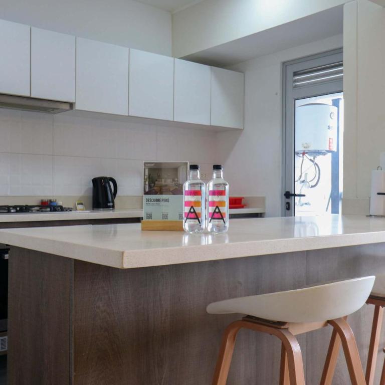Wonderful 3BR at Miraflores - Three-Bedroom Apartment - 7