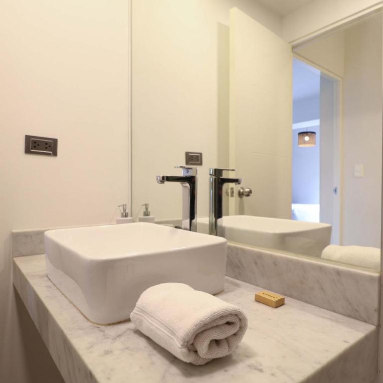 Wonderful 3BR at Miraflores - Three-Bedroom Apartment - 18