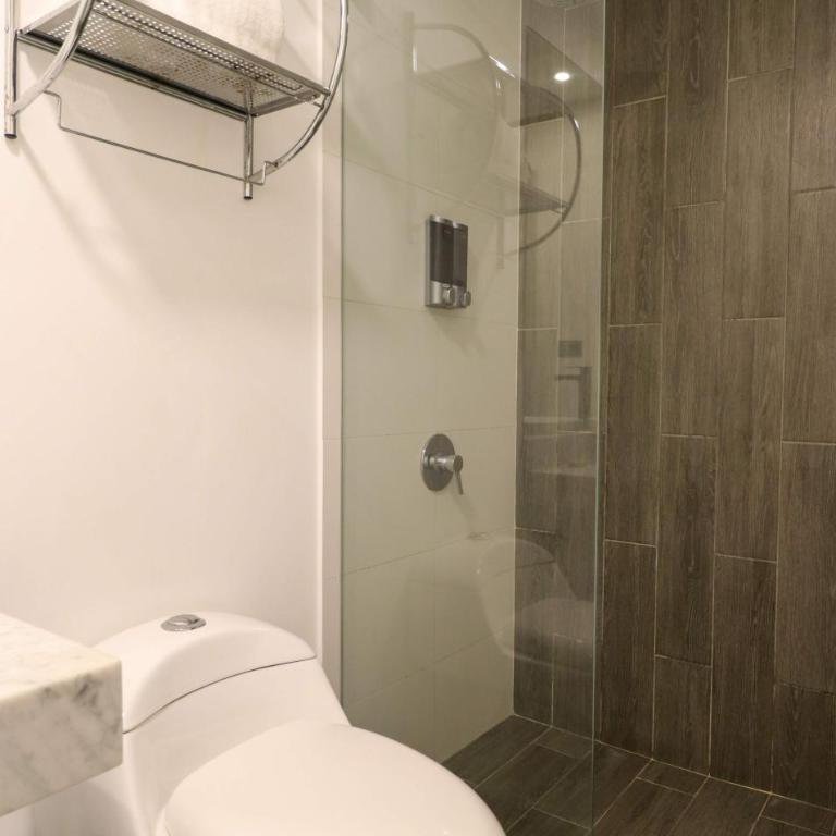 Wonderful 3BR at Miraflores - Three-Bedroom Apartment - 19