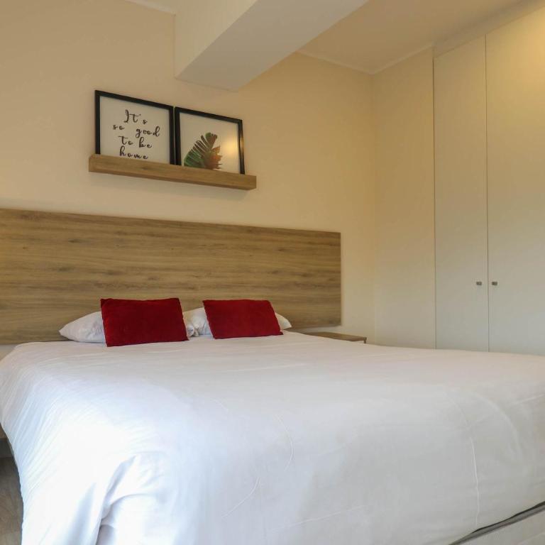 Wonderful 3BR at Miraflores - Three-Bedroom Apartment - 22