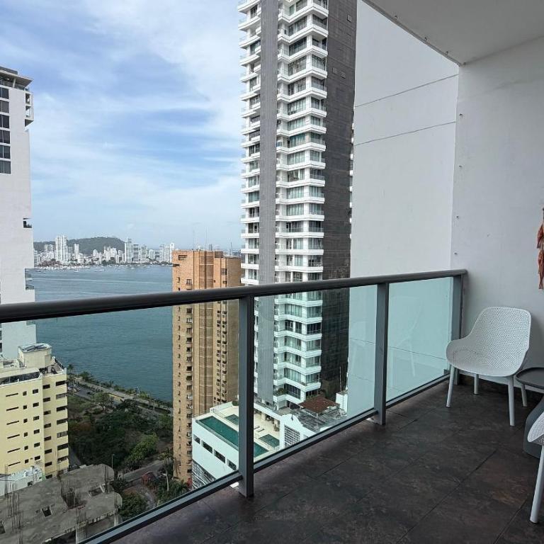 Infinitum - Spectacular sea view 25th floor apt - Apartment - 35