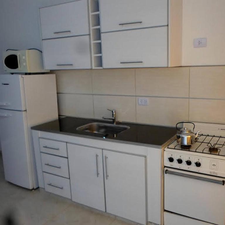 Departamento 626,PB 4 Personas, N 2 SANTA TERESITA wifi cable gas natural - Apartamento de 1 dormitorio - 2
