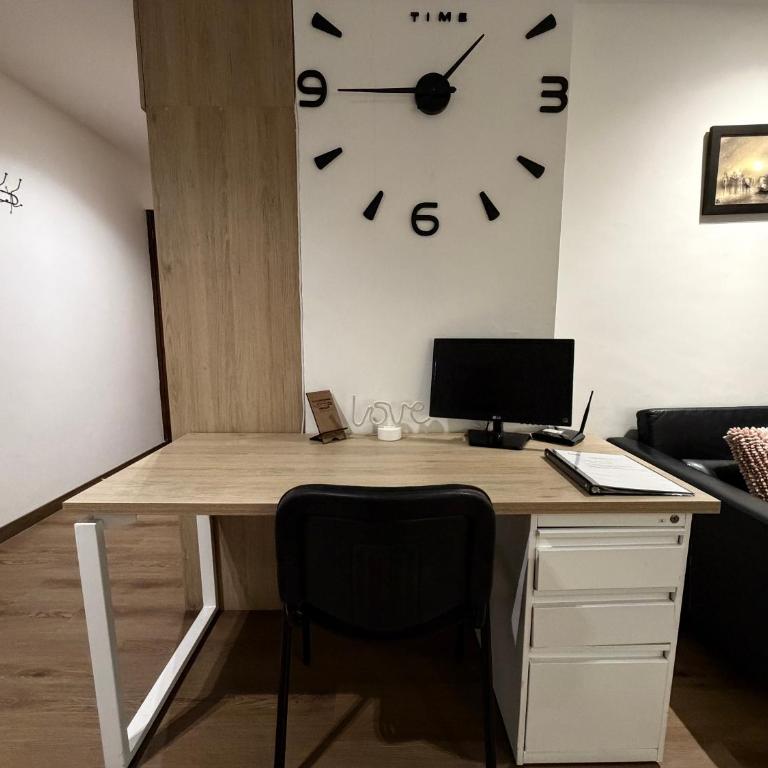 Acogedor Apto a pasos del metro de Medellín zona centro - One-Bedroom Apartment with View - 32