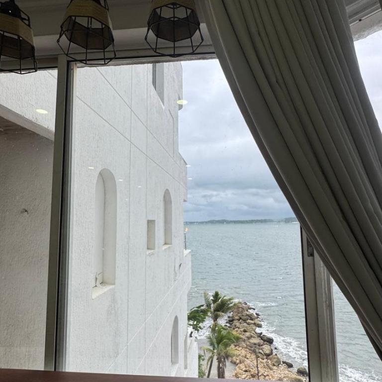 Playa Mar Apt with pool, views and beach access - Two-Bedroom Apartment - 27
