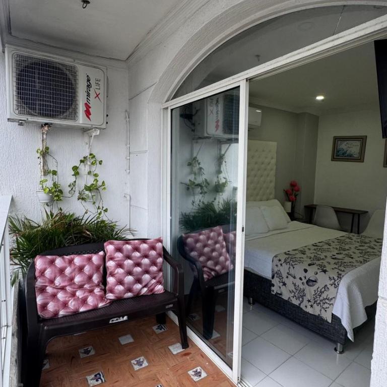Playa Mar Apt with pool, views and beach access - Two-Bedroom Apartment - 30