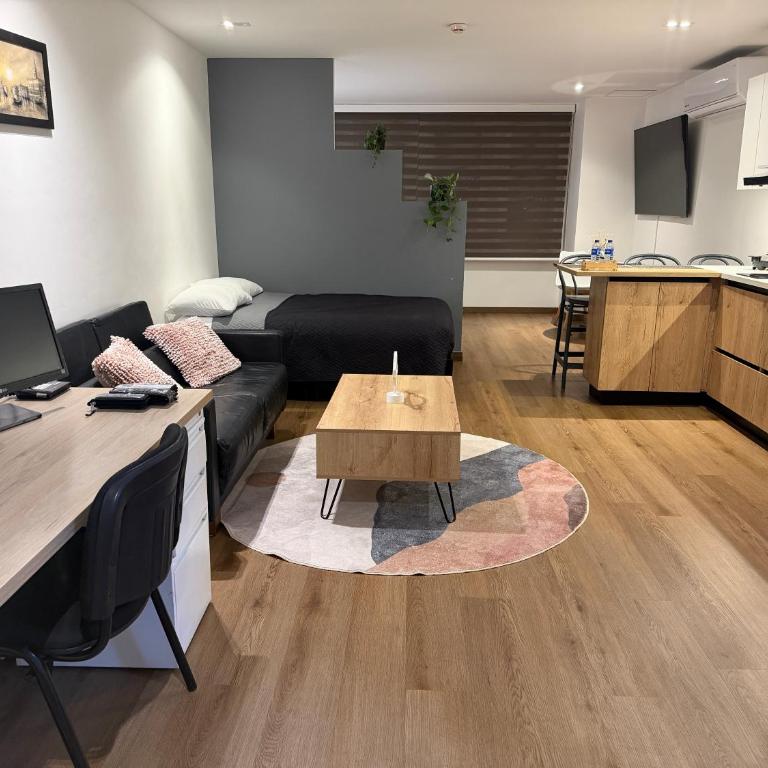Acogedor Apto a pasos del metro de Medellín zona centro - One-Bedroom Apartment with View - 1