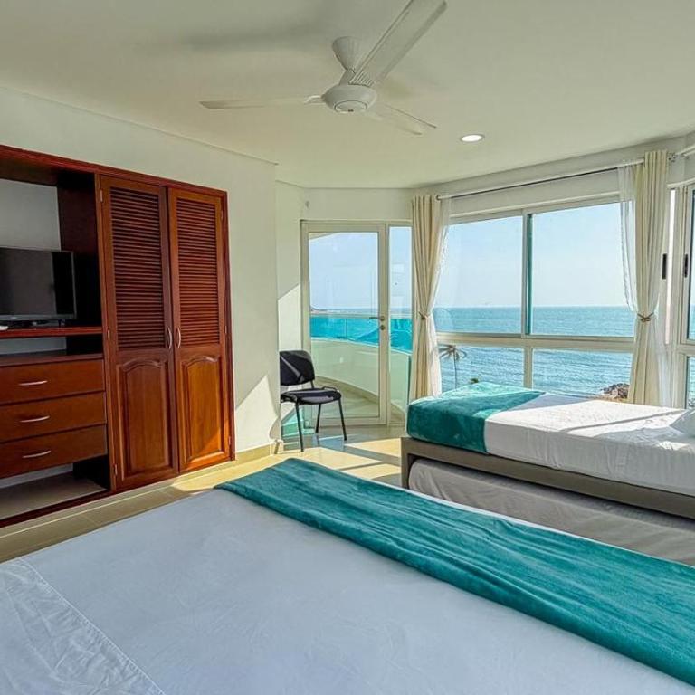Vista al mar apartamentos a pasos de playa - Two-Bedroom Apartment - 1