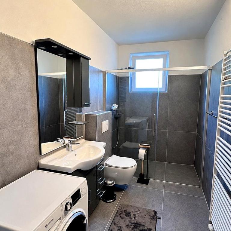 Four Rooms Allgäu Apartment - Apartment mit 3 Schlafzimmern - 3