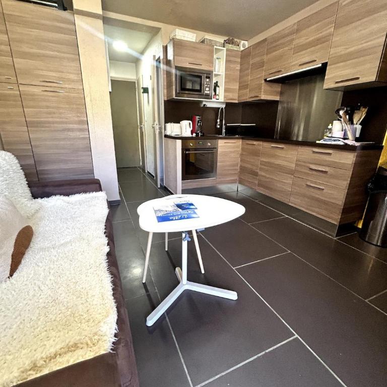 Bel appartement au centre de la station La foux, Alpes Francaises - Appartement 2 Chambres avec Vue sur la Montagne - 33