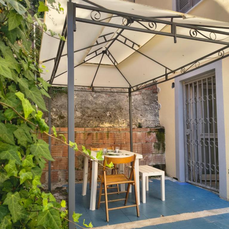 The Little Terrace Flat - One-Bedroom Apartment - 7