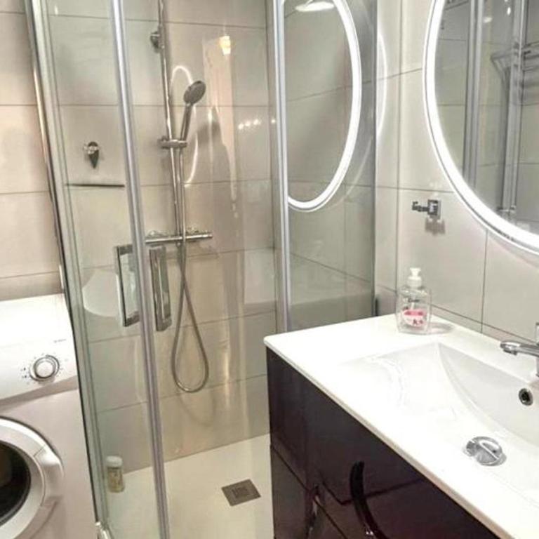 Apartamento céntrico en Empuriabrava, a 300m de la playa, cerca de tiendas y restaurantes - HISP-312-67 - Apartamento - 9
