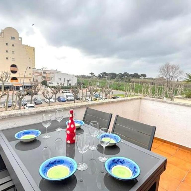 Apartamento céntrico en Empuriabrava, a 300m de la playa, cerca de tiendas y restaurantes - HISP-312-67 - Apartamento - 17