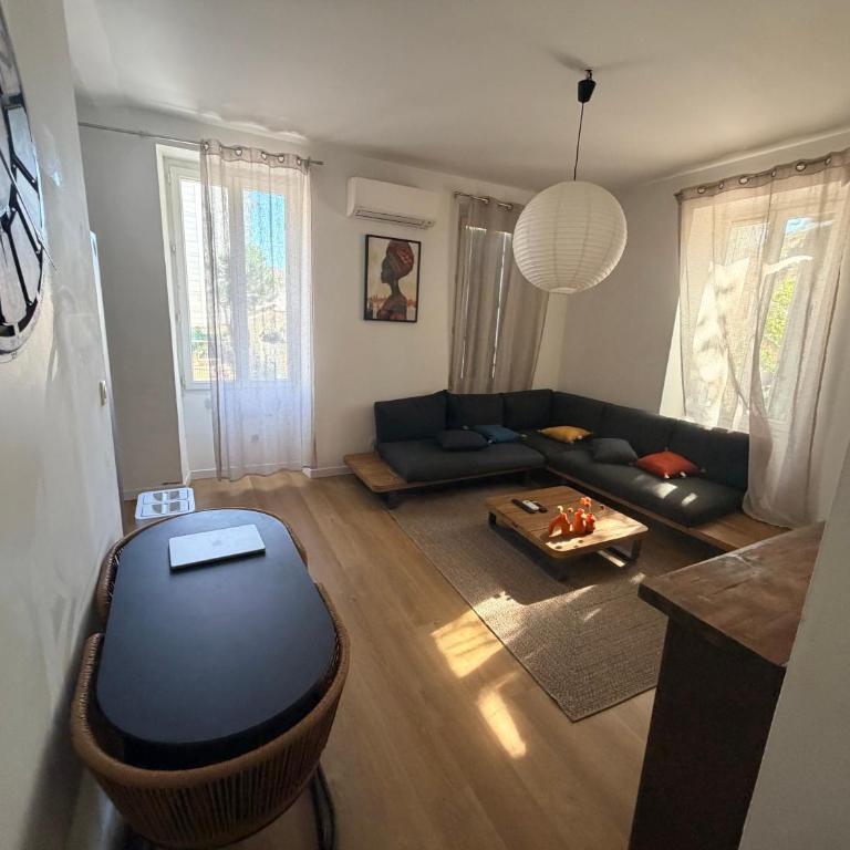 logement entier chambre salon proche du velodrome et Prado calme et spacieux - Apartment mit 1 Schlafzimmer - 2