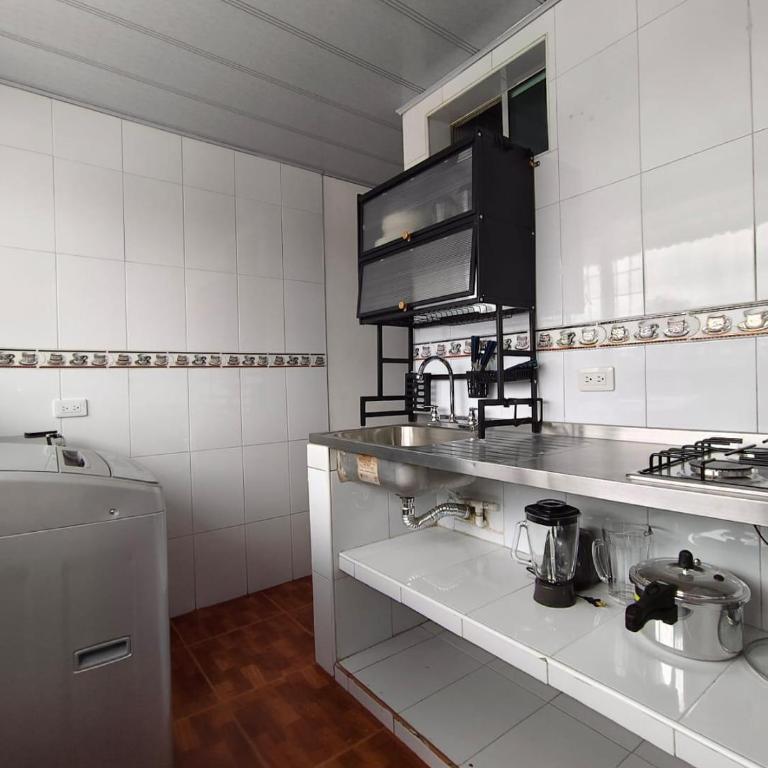 Bahamas House - Two-Bedroom Apartment - 2