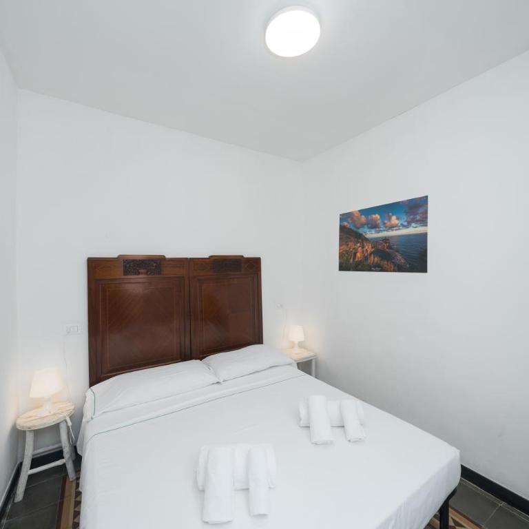 NICHOLISA Apartment - Wifi kitchen and AC - Two-Bedroom Apartment with City View - 9