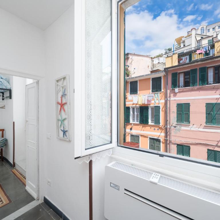 NICHOLISA Apartment - Wifi kitchen and AC - Two-Bedroom Apartment with City View - 8
