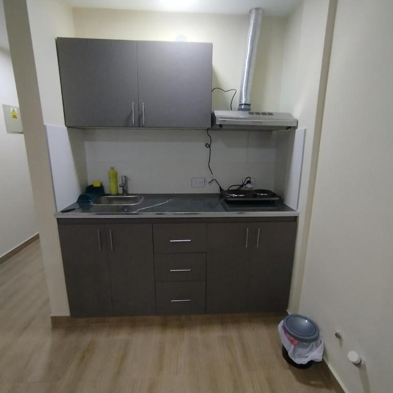 Departamento bonito con balcón - Apartamento de 1 dormitorio - 8