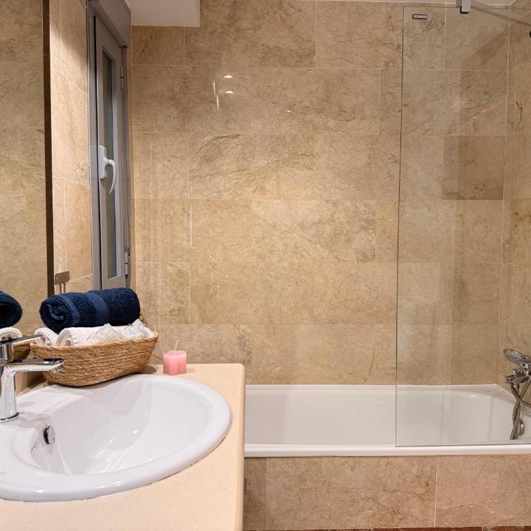 Seaview Puerto Rey - Two-Bedroom Apartment - 14