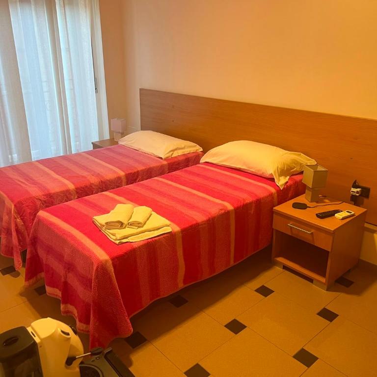 Casa 2019 - Camera Budget Doppia con Letti Singoli - 1
