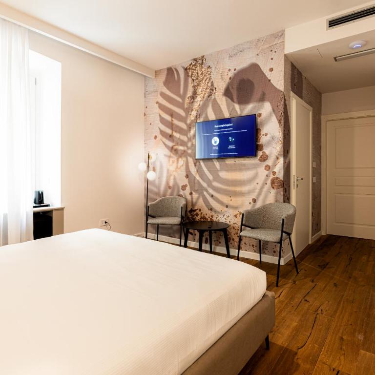 KT exclusive hotel - Camera Matrimoniale con Bagno Privato - 4