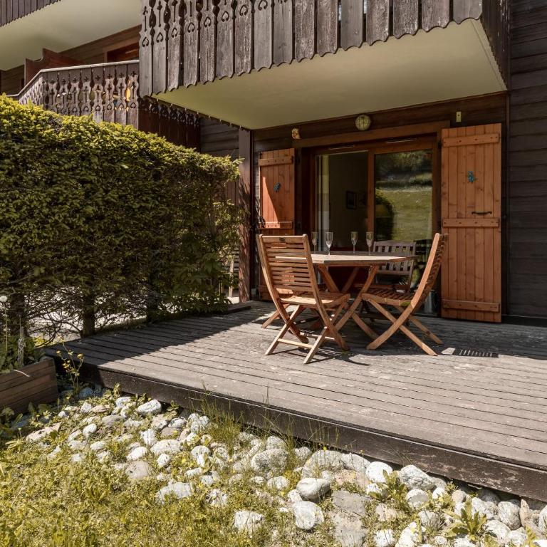 Les Grandes Jorasses 3 - Jardin - Vue massif Mont Blanc - Appartement avec Vue sur la Montagne - 17