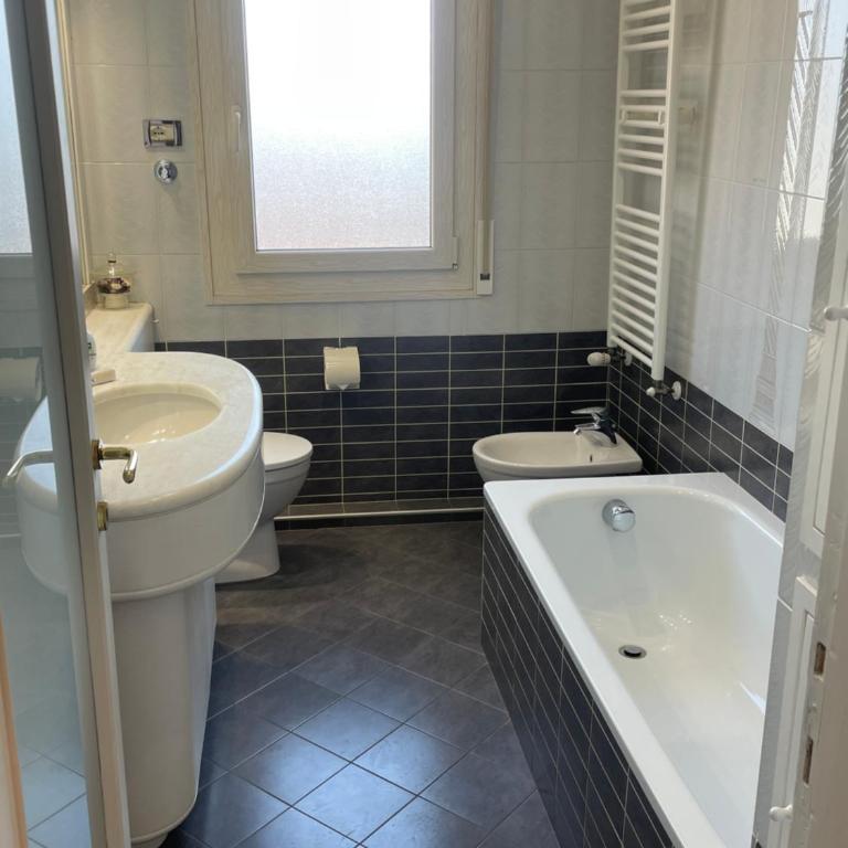 B&B Interno19 - Camera Matrimoniale con Bagno Privato - 4