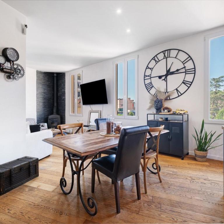 Duplex Climatisé Avec Parking - Appartement 1 Chambre Supérieur avec Balcon - 19
